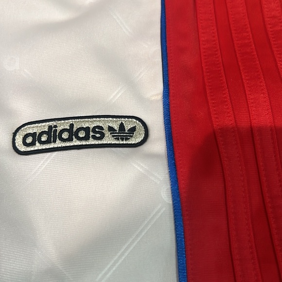 Adidas pants EUC - Picture 4 of 10